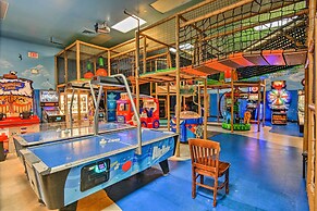 9 Mi to Disney: Spacious Resort Home w/ Lazy River