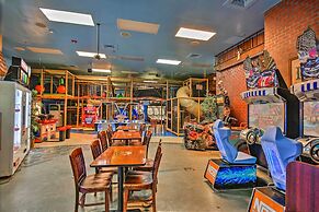 9 Mi to Disney: Spacious Resort Home w/ Lazy River