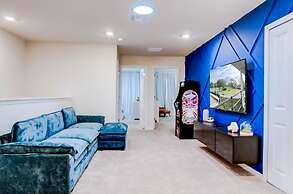 1259 Modern 5BD Family Home For Your Vacation