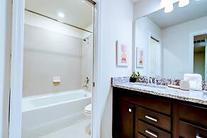 1259 Modern 5BD Family Home For Your Vacation