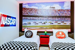 1259 Modern 5BD Family Home For Your Vacation