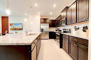 1259 Modern 5BD Family Home For Your Vacation