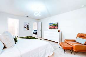 1259 Modern 5BD Family Home For Your Vacation