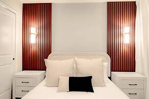 1259 Modern 5BD Family Home For Your Vacation