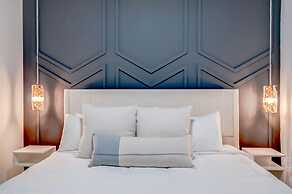 1259 Modern 5BD Family Home For Your Vacation