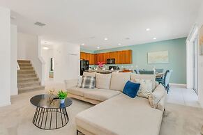 Resort Home w Pool Games BBQ - Near Disney