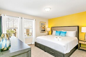 Upstay - 16 Guest Mansion w Pool Hot Tub Billiards