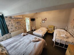 OYO Lavender House Hotel