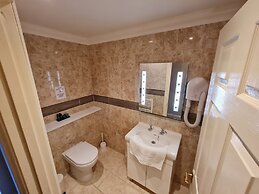 OYO Lavender House Hotel