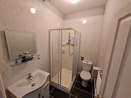 OYO Lavender House Hotel