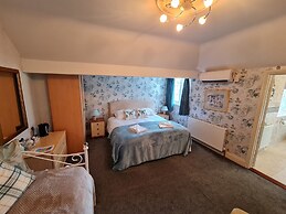 OYO Lavender House Hotel