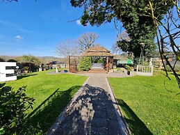 OYO Lavender House Hotel