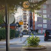 Kardinia Hotel