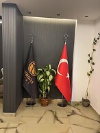 Kardinia Hotel