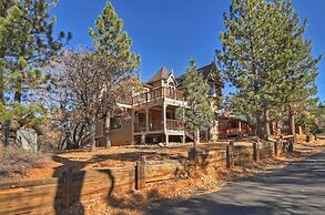 Canyon Castle Mtn Retreat w Hot Tub