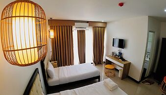 Sacaan Tropical Breeze Resort