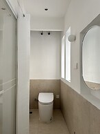 Shanghai Hills& Art Suite 18