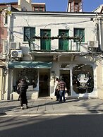 Shanghai Hills& Art Suite 18