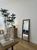 Shanghai Hills& Art Suite 18