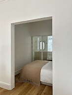 Shanghai Hills& Art Suite 18