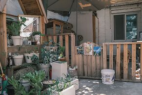 Helloworld guesthouse