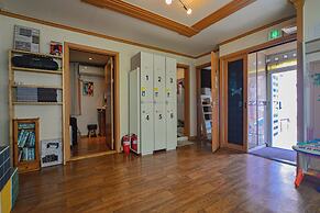 Helloworld guesthouse