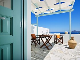 Asterias Boutique Hotel