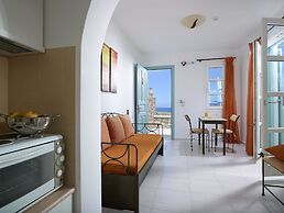 Asterias Boutique Hotel