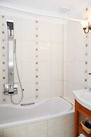 Asterias Boutique Hotel