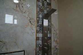 UJ Pallazzio Business Class Luxury Hotel