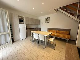 Renovated Villa With Garden and Pool Access