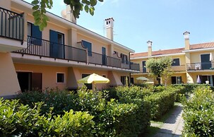 Renovated Villa With Garden and Pool Access