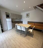 Renovated Villa With Garden and Pool Access