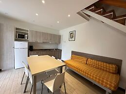 Renovated Villa With Garden and Pool Access