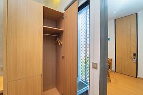 Keenan Living Luxe Seturan