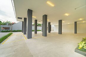 Keenan Living Luxe Seturan