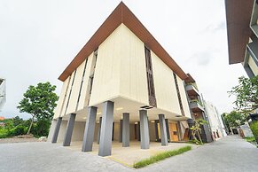 Keenan Living Luxe Seturan