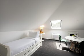 Avenue Hill Hotel