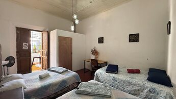 CASA DE LAS FLORES