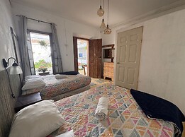 CASA DE LAS FLORES
