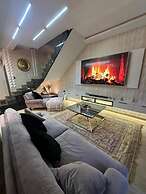 Luxury Central Cosy Villa