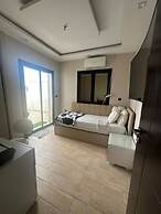 Luxury Central Cosy Villa