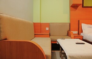 I-ROOMZ Bagyas Residency