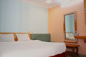 I-ROOMZ Bagyas Residency