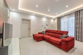 Luxury 3 BR Apt in Gzira Near Sliema - Stjulians