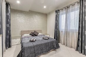 Luxury 3 BR Apt in Gzira Near Sliema - Stjulians