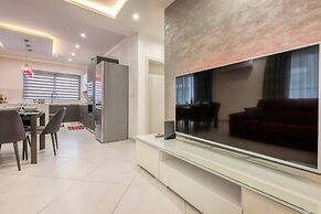 Luxury 3 BR Apt in Gzira Near Sliema - Stjulians