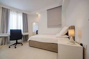 Luxury Penthouse With Private Pool and sea Views, Sleeps 6