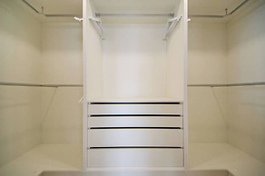 Luxury Penthouse With Private Pool and sea Views, Sleeps 6