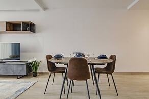 Beautiful 2 BDR Penthouse Near Valletta Sleeps 6